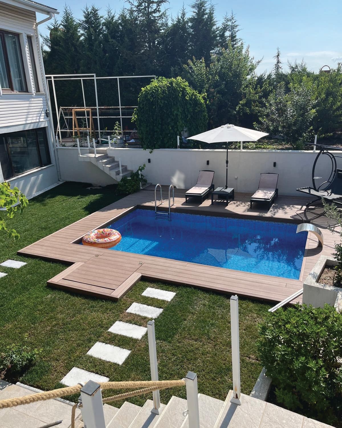 Simay Havuz projesi — lüks villa havuzu